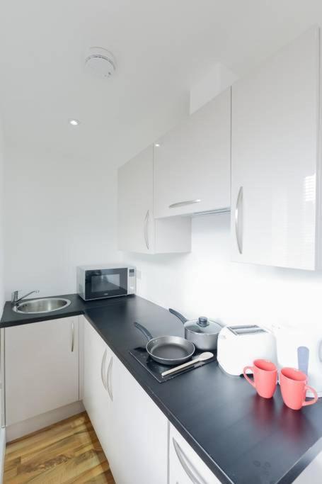 לונדון City Sparrow Apartments 5 מראה חיצוני תמונה
